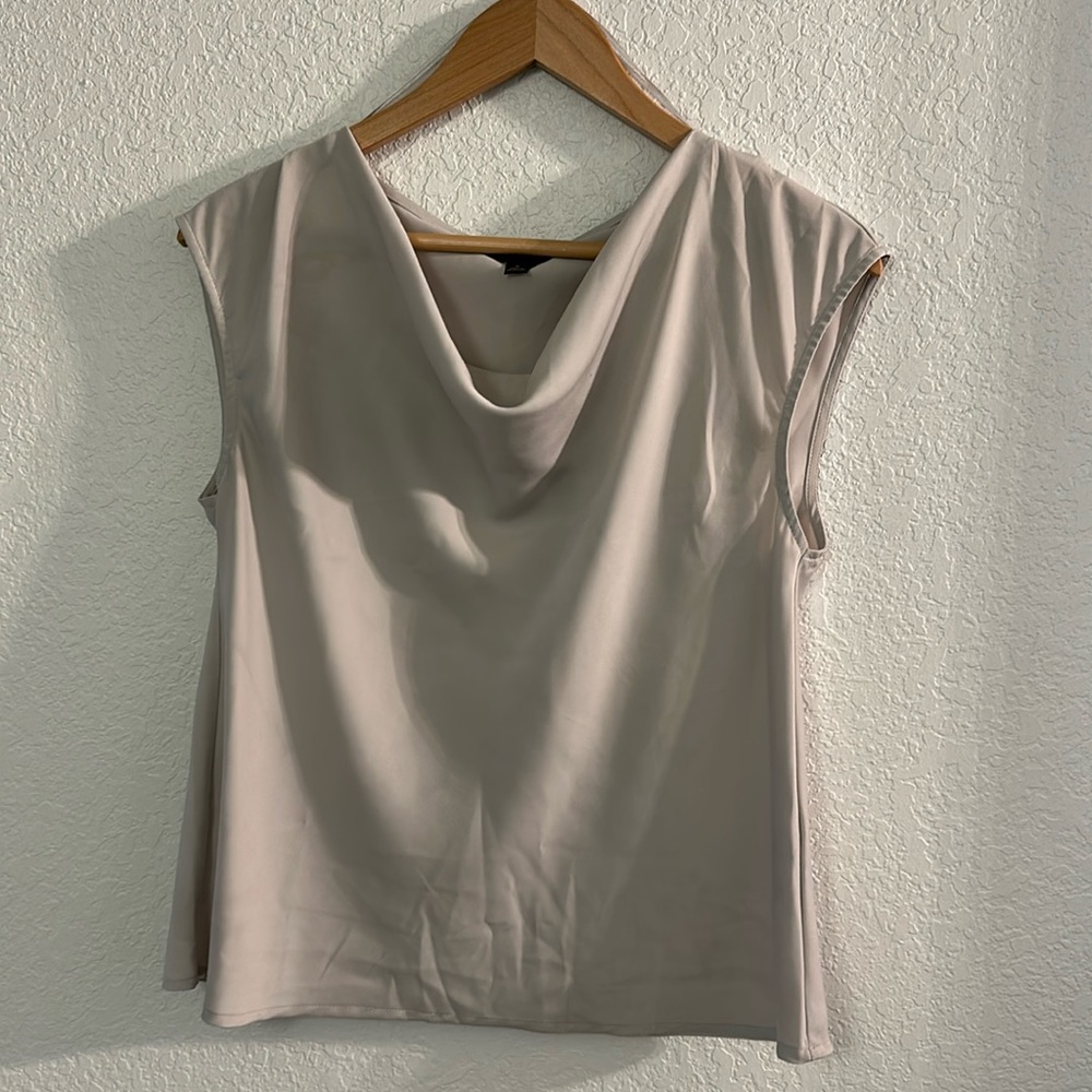 Women’s Dress Shirt